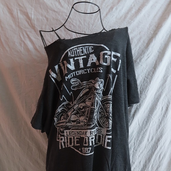 Vintage motorcycles off the shoulder tee - Picture 1 of 6